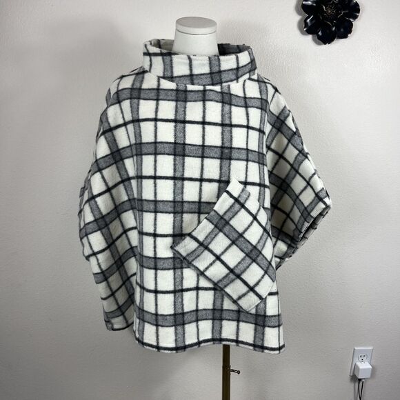 World Market Jackets & Blazers - World Market Poncho Jacket Womens One Size White Plaid Fleece Pockets Boho